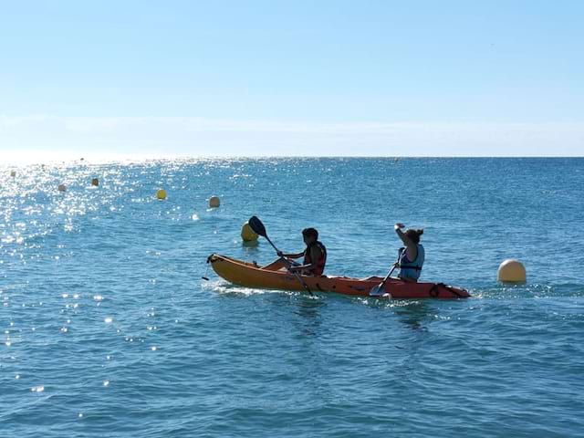 Activité Kayak en colonie de vacances en Espagne