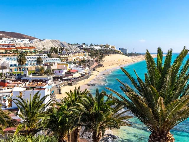 Partir en colonie de vacances en bord de mer aux Canaries