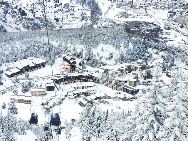 Vue du ciel de la station de la norma 