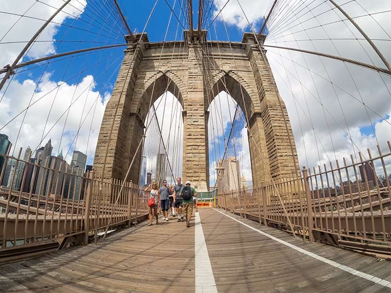 Vue sur le pont de Brooklyn à New York lors d'une colonie de vacances aux Etats Unis