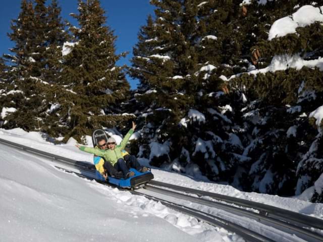 Activité luge sur rails en colo de vacances Ski sensations dans le Vars