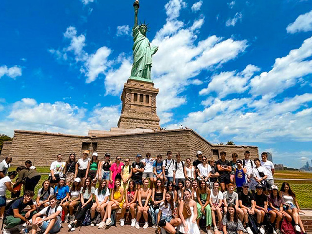 statue de la liberte new york voyage jeunes fevrier