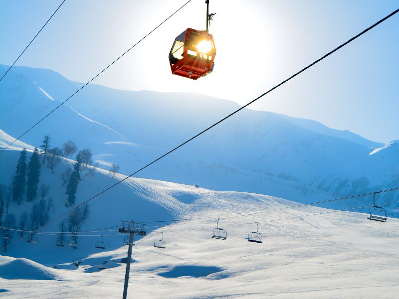 Colos de vacances hiver ski et snow