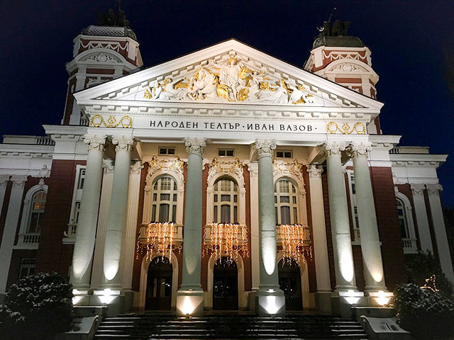 theatre national a sofia en bulgarie visite culturelle voyage adolescents hiver 