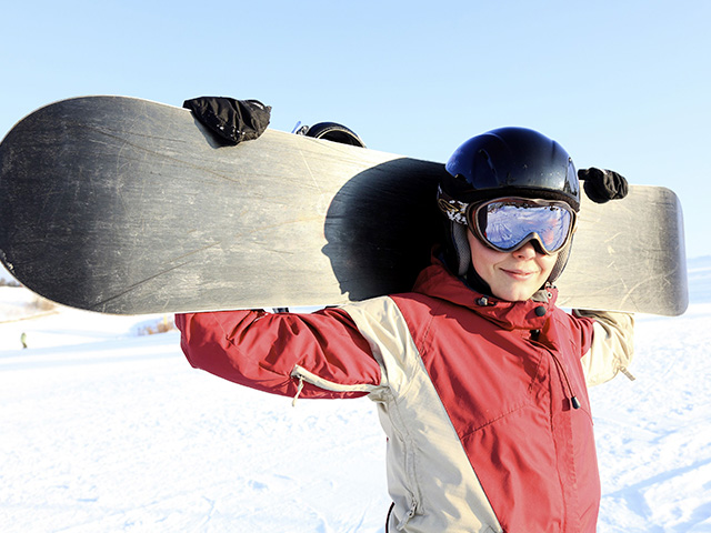 ado snowboard en colonie de vacances 