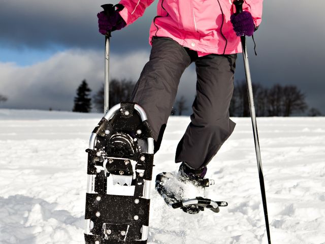Activité raquettes en colonie de vacances cet hiver pour les 8-15 ans