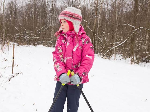 Portrait d'un enfant à ski