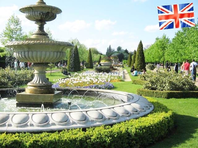 Vue sur la fontaine de Regent's Park à Londres