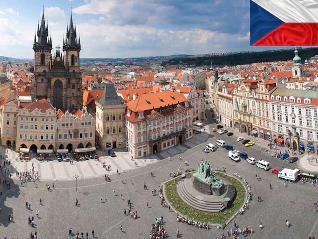 Place de la vieille ville à Prague 