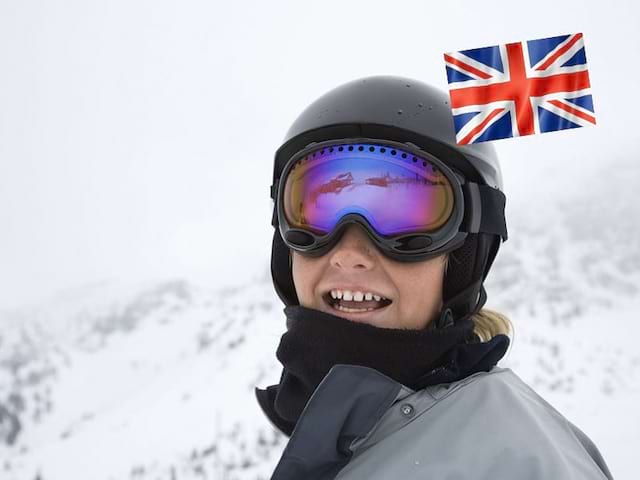 Portrait d'un jeune colonie de vacances à la montagne