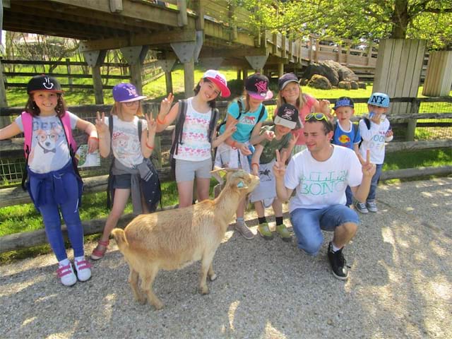 Colonie de vacances enfants ferme pedagogique