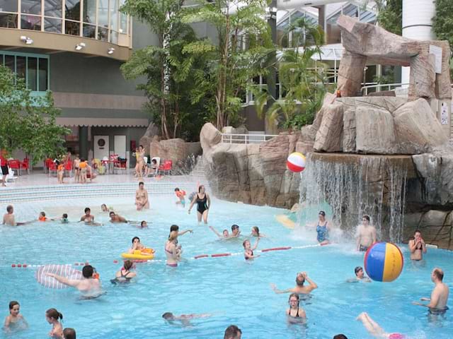 Piscine aquafun en Belgique en colonie de vacances