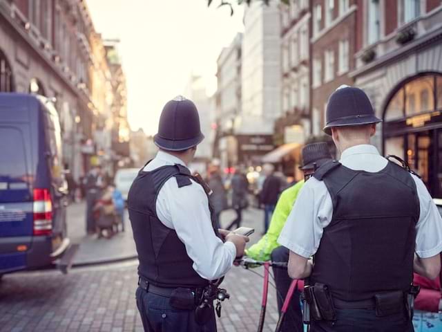 Police anglaise dans les rues de Londres