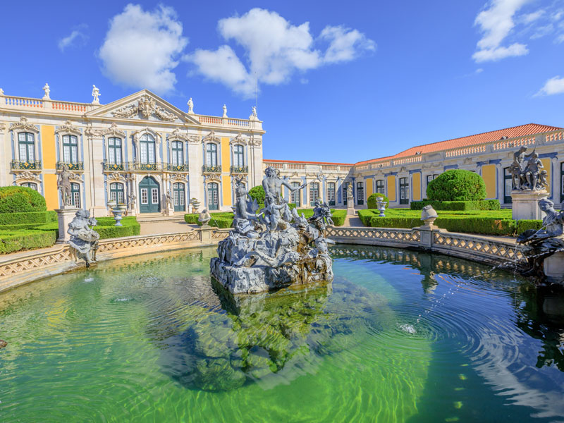 Place Dom Pietro au Portugal en colonie de vacances
