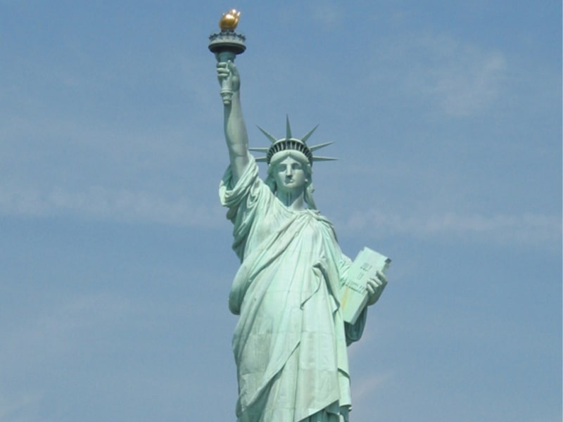 Statue de la liberté lors d'une colo de vacances durant le printemps à New York