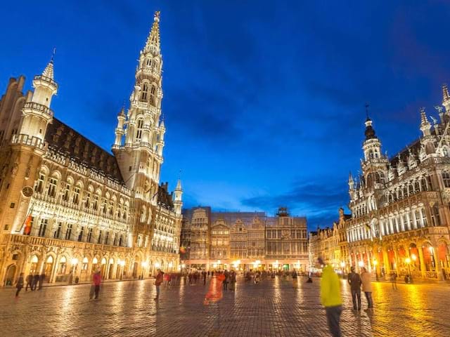 Place célèbre en Belgique où les ados ont pu se promener en colo de vacances au printemps