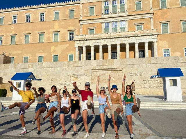 Groupe ados en colo de vacances ce printemps