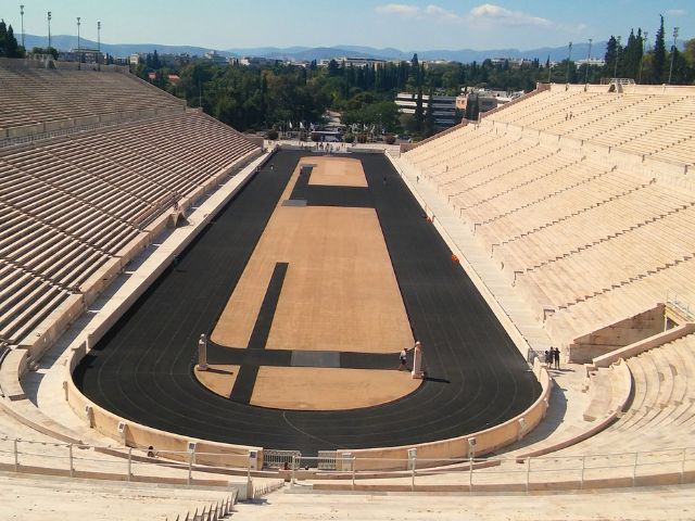 Stade Panathénaïque à Athenes ce printemps que les jeunes ce printemps ont visité