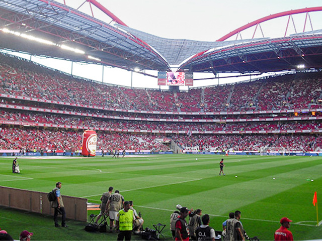 stade de foot des dragons au portugal sejour paques