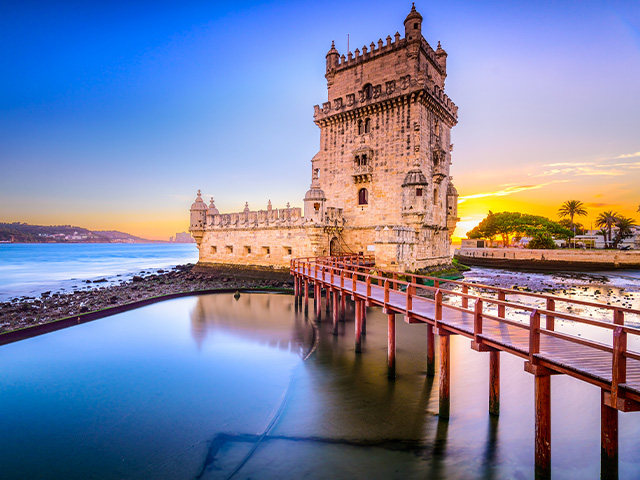 tour de belem lisbonne portugal