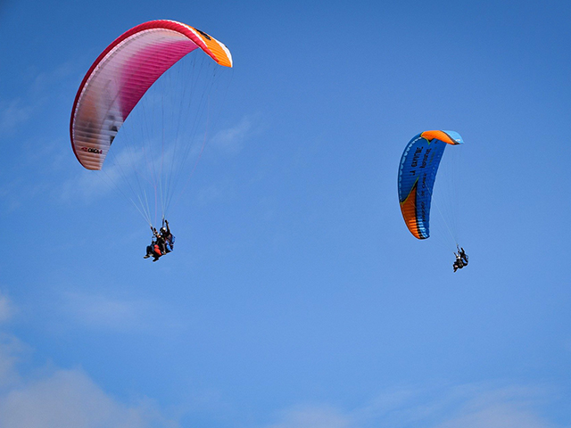 parapentes a orcieres colonie de vacances ados avril