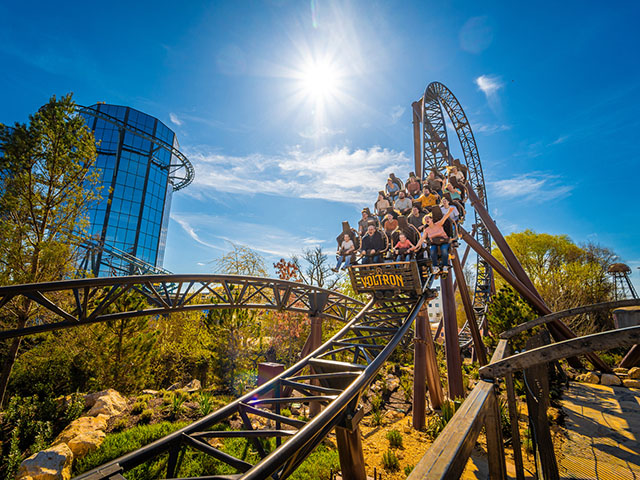 voltron nevera nouvelle attraction d'europapark colo paques jeunes