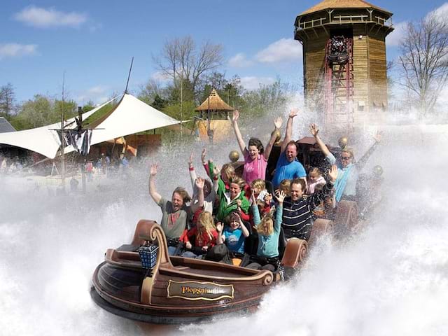 Parc d'attraction aquatique