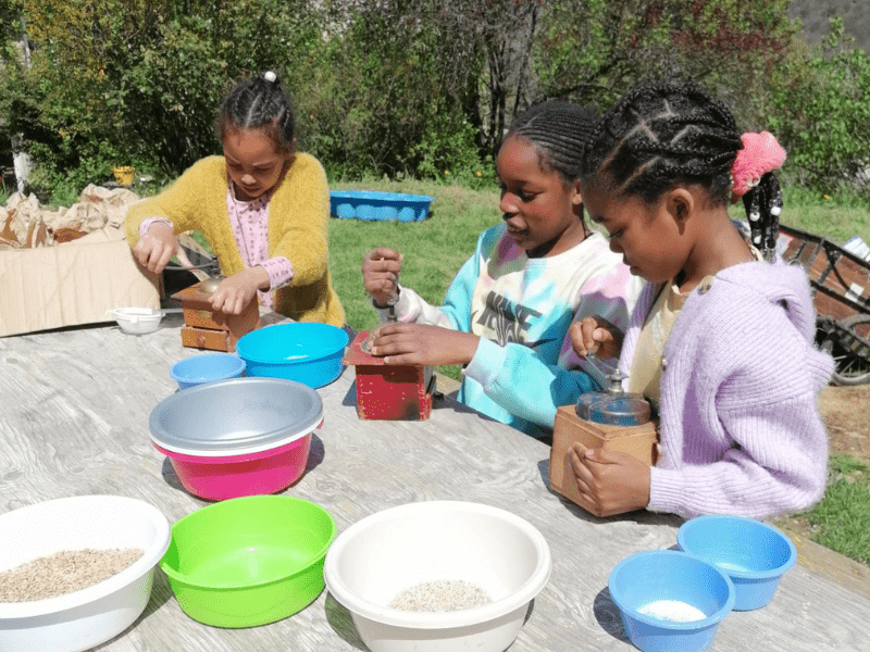 enfants atelier cuisine pain automne