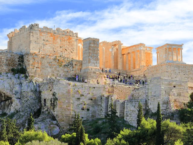Vue sur l'acropole en colo de vacances en Grèce cet automne