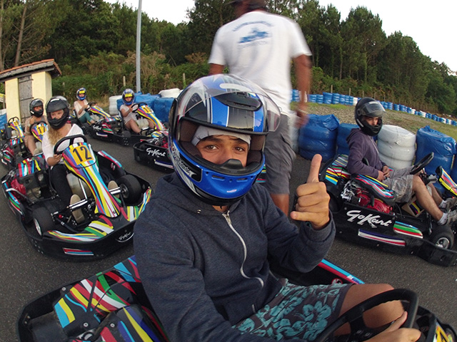Activité sport mécanique en colo de vacances en Dordogne cet automne