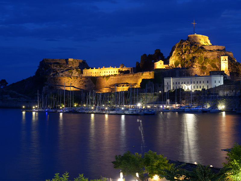 Corfou old town vu de nuit