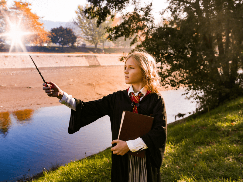 Elève de collège qui est parti en séjour scolaire sous le thème Harry Potter