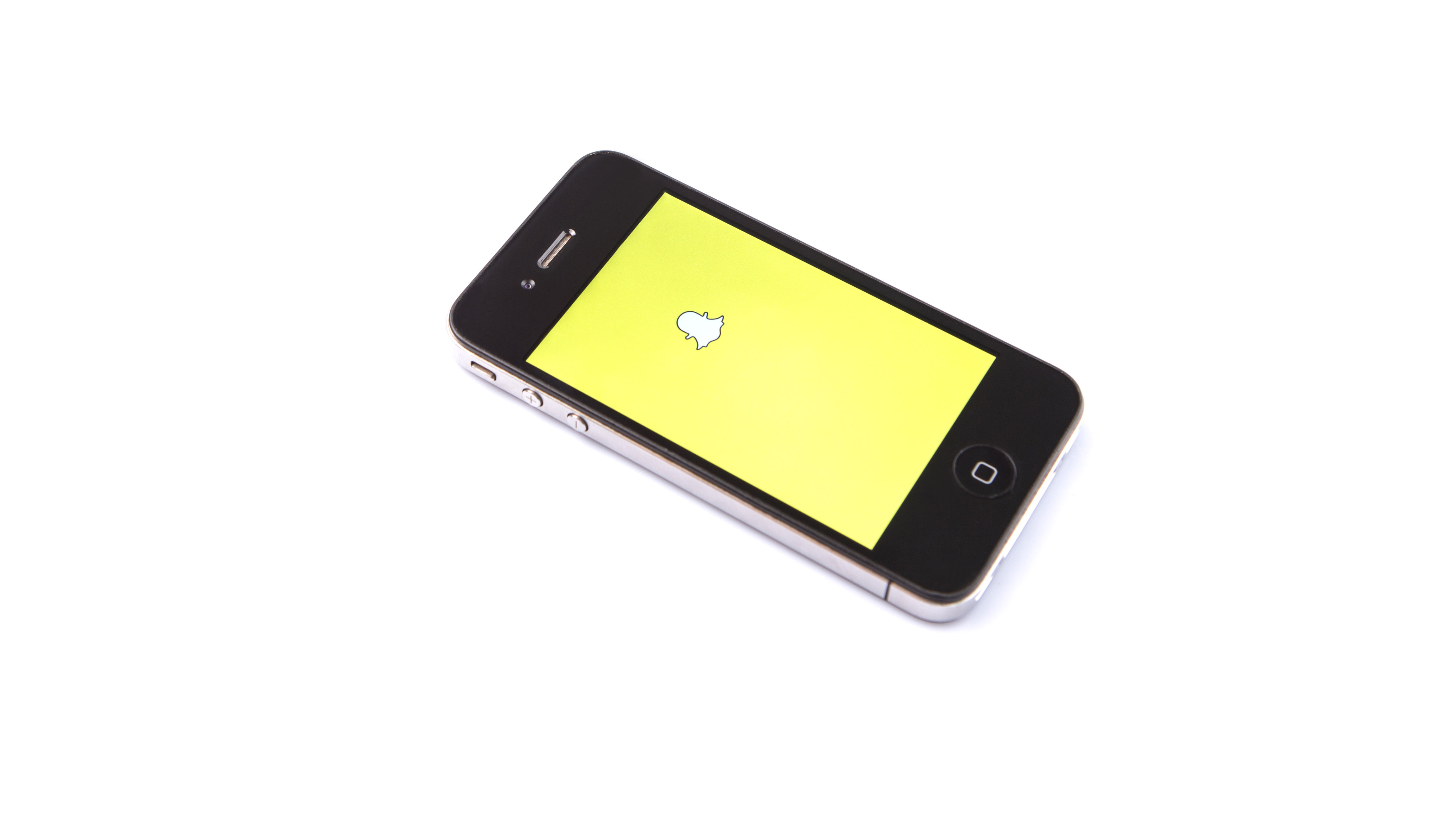 Snapchat, parmi les réseaux sociaux préférés des ados 