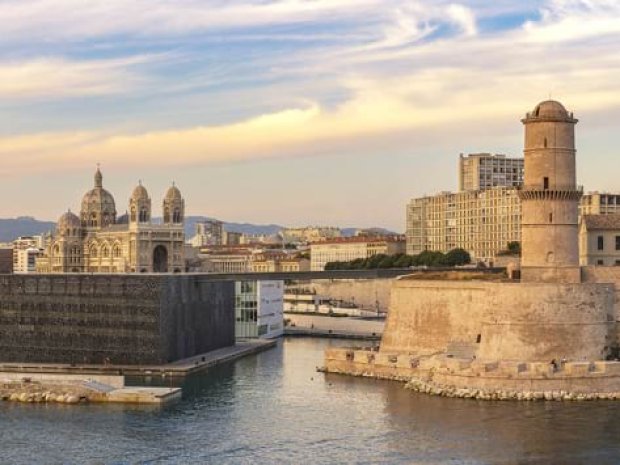 Ville de Marseille en été