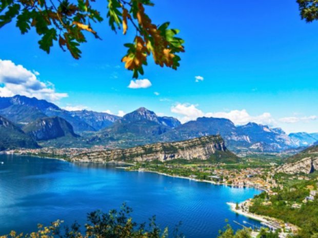 Paysages italiens ou les jeunes partiront en colo de vacances cet été