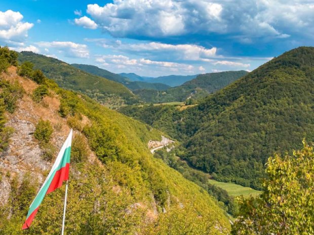 Paysage de Bulgarie en colonie de vacances
