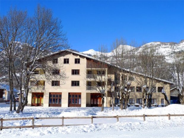 Centre de colos hiver pour ski et traineaux