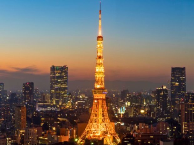 Vue sur la Tokyo Tower au centre ville de la destination de colo de ce printemps