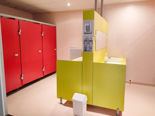 Sanitaires colonie de vacances