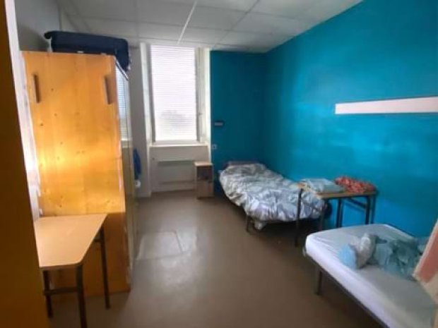 Chambre aménagée dans le centre de vacances Stella Maris, près d'Anglet et de l'océan Atlantique