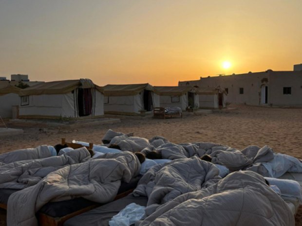 camping dans le desert tunisie colonie de vacances adolescents hiver 