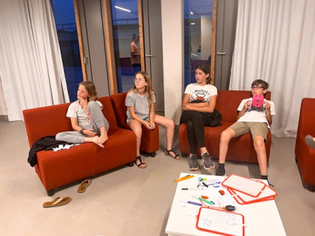 enfants en colonie de vacances été