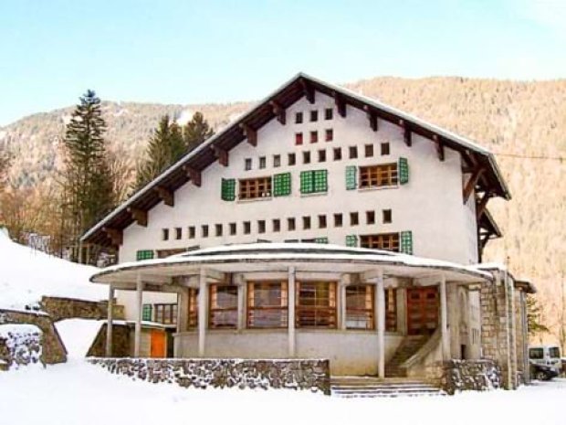 Chalet St Jean d'Aulps qui accueille les jeunes en colonie de vacances cet hiver 