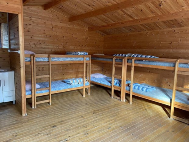 Chambres en chalet en colonie de vacances en espagne