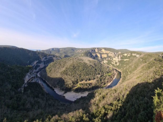 Paysage d'Ardèche en colonie de vacances
