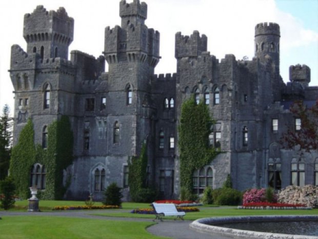 Visite du château d'Ashford en famille d'accueil pour un séjour linguistique en Irlande