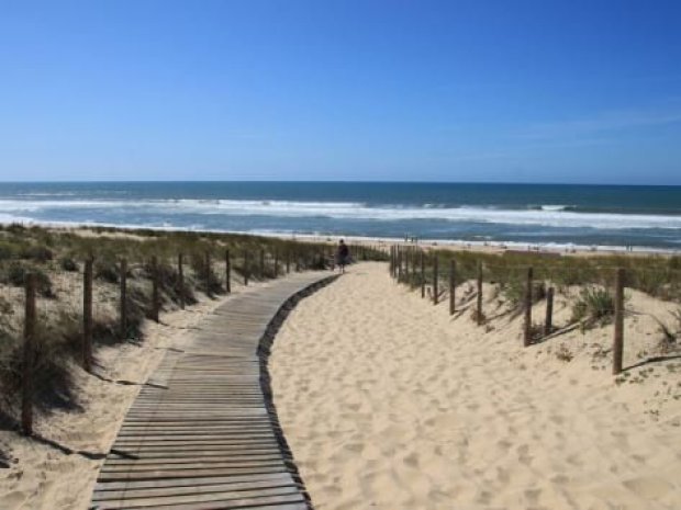 Plage de l'océan en colonie de vacances