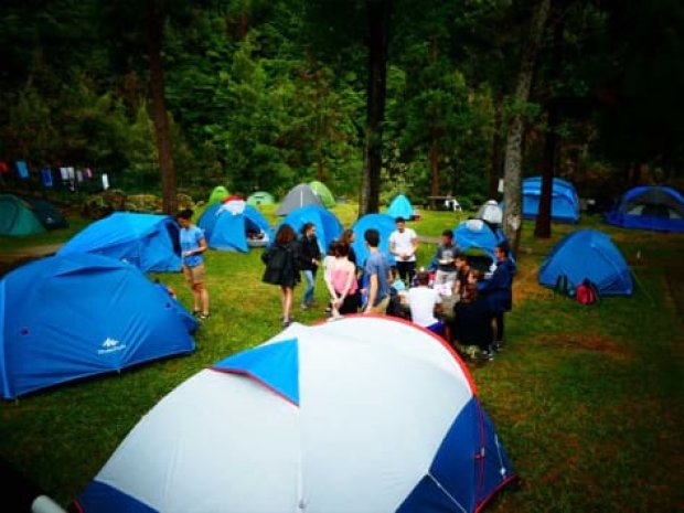 Camping de la colonie de vacances au Portugal