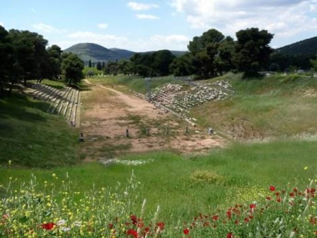 Sanctuaire d'Asclépios et théâtre d'Épidaure en Grèce