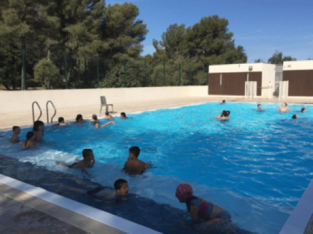 Centre de colonie de vacances dans le Sud de la France qui accueille des jeunes ce printemps 
